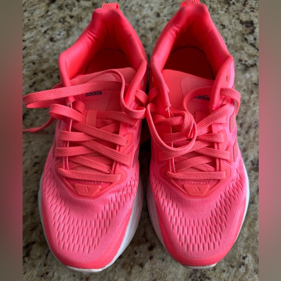 adidas Women's Questar 2022 Running Shoe - Picture 2 of 8